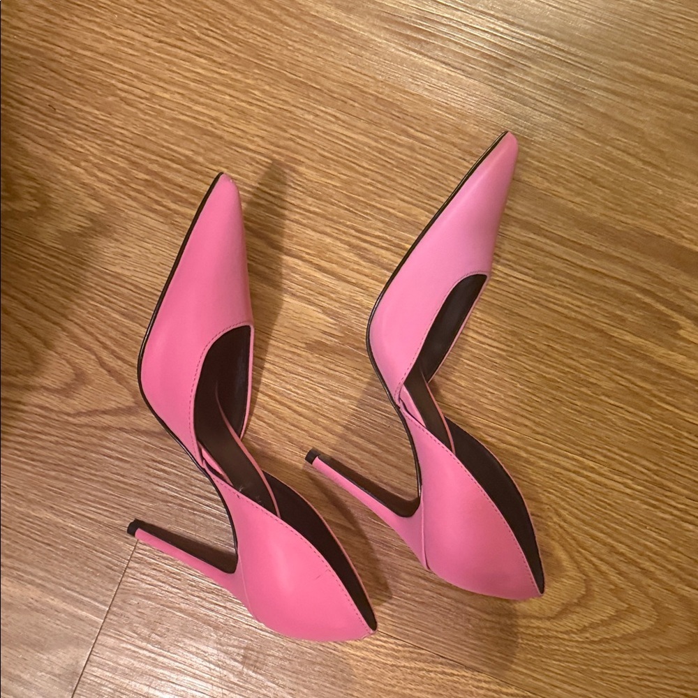 Marc Fisher Vibrant Pink Pointed Heels - Picture 4 of 10